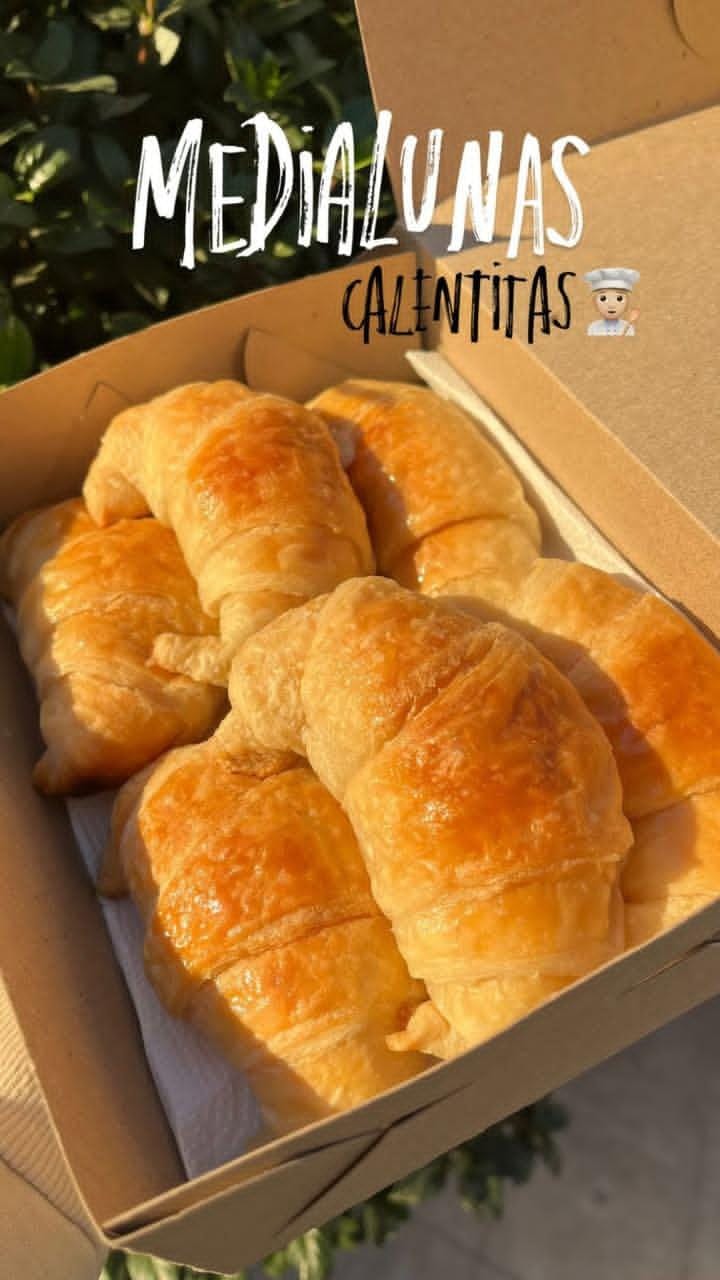Medialunas calentitas