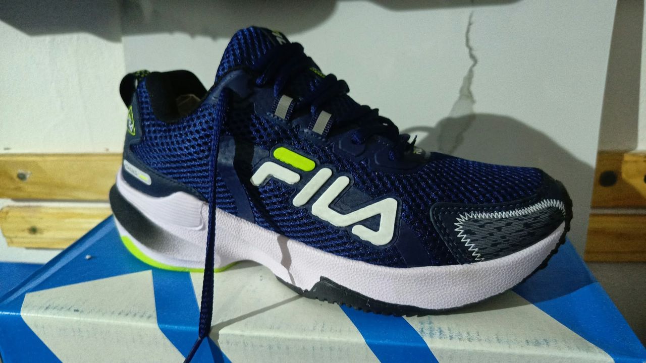 Zapatilla FILA deportiva azul