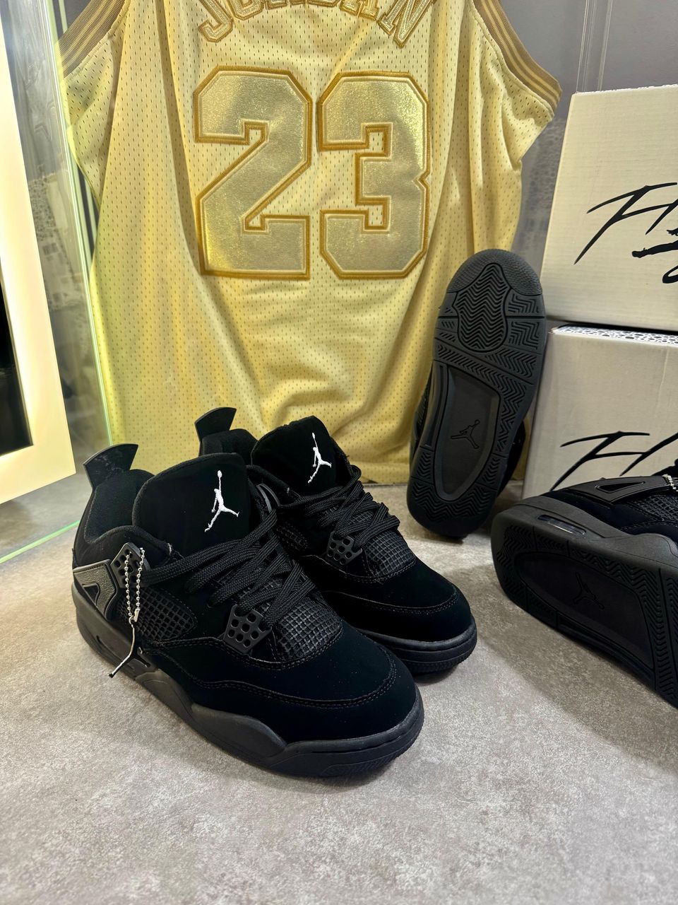 Zapatillas Nike Air Jordan 4 Retro negro