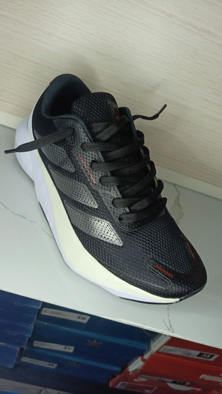 Zapatilla deportiva Adidas