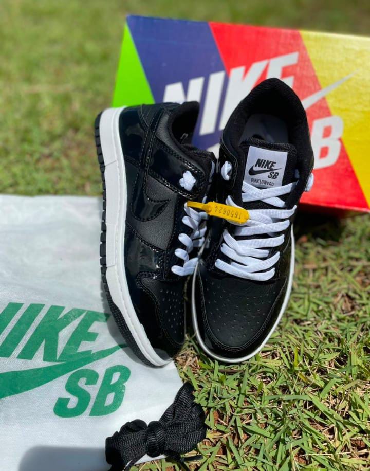 Zapatillas Nike SB Dunk Low Pro Negras