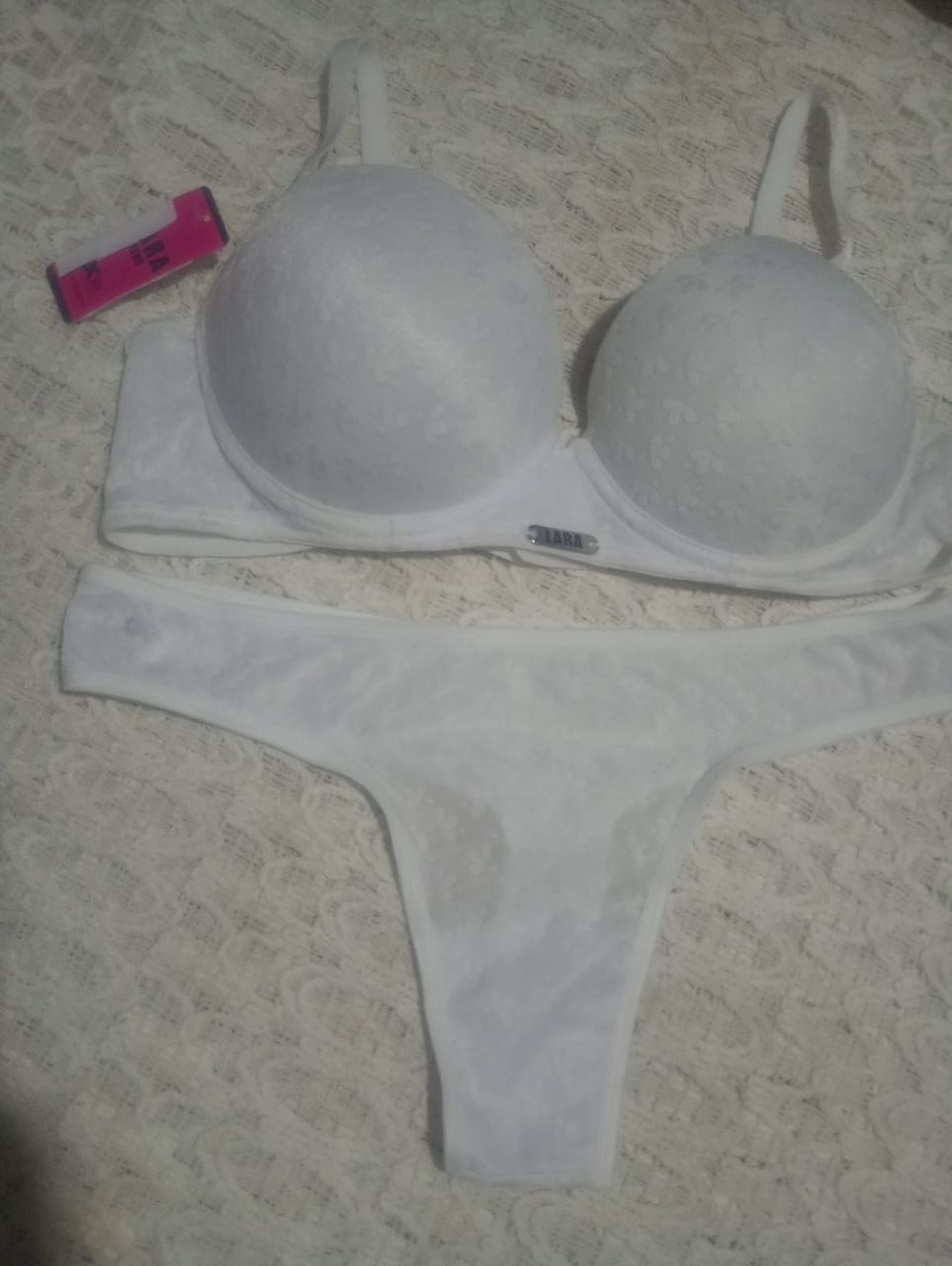Lencería blanca ZARA