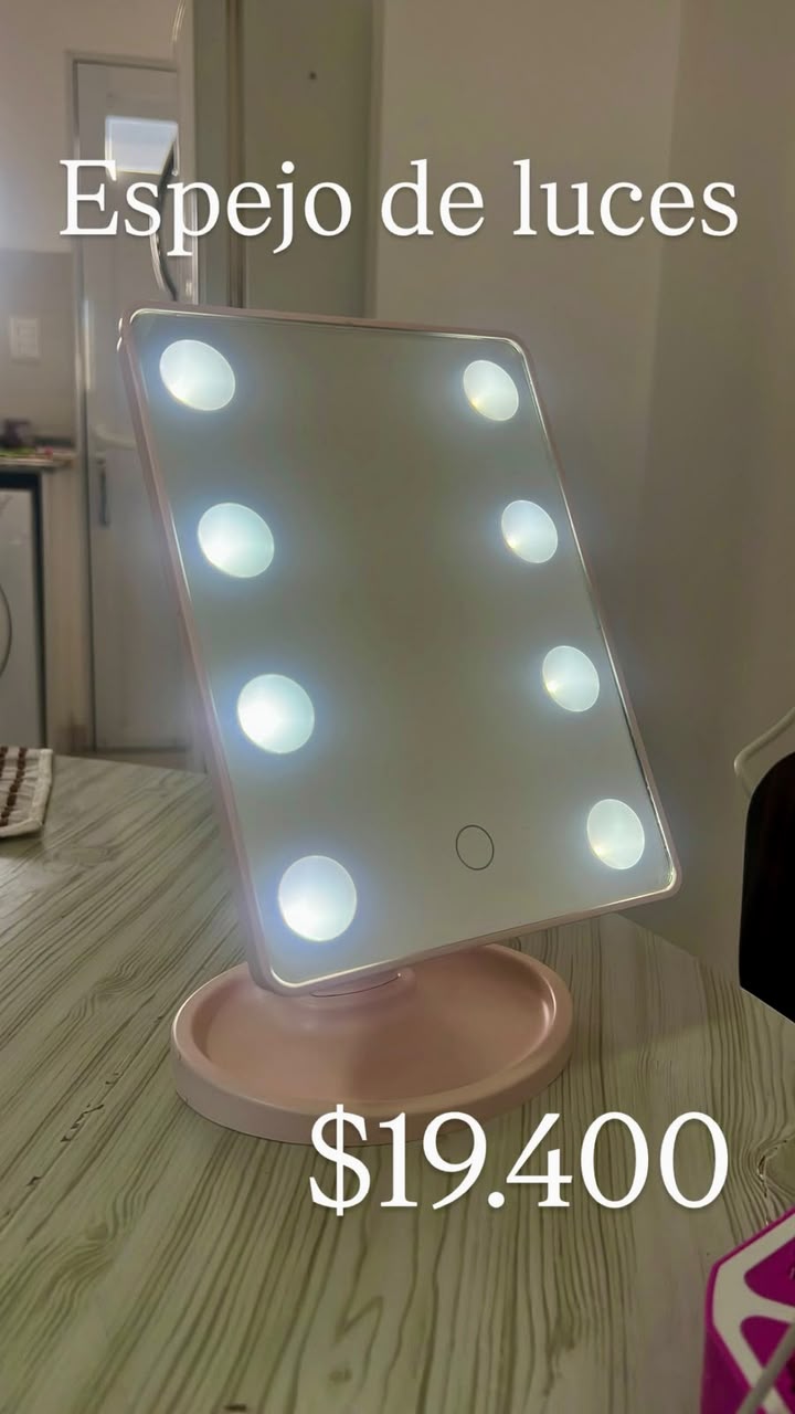 Espejo de luces con iluminación LED