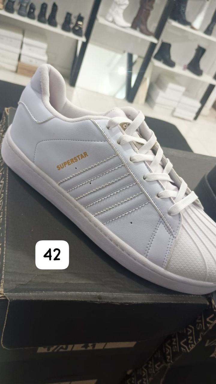 Zapatilla Superstar blanca