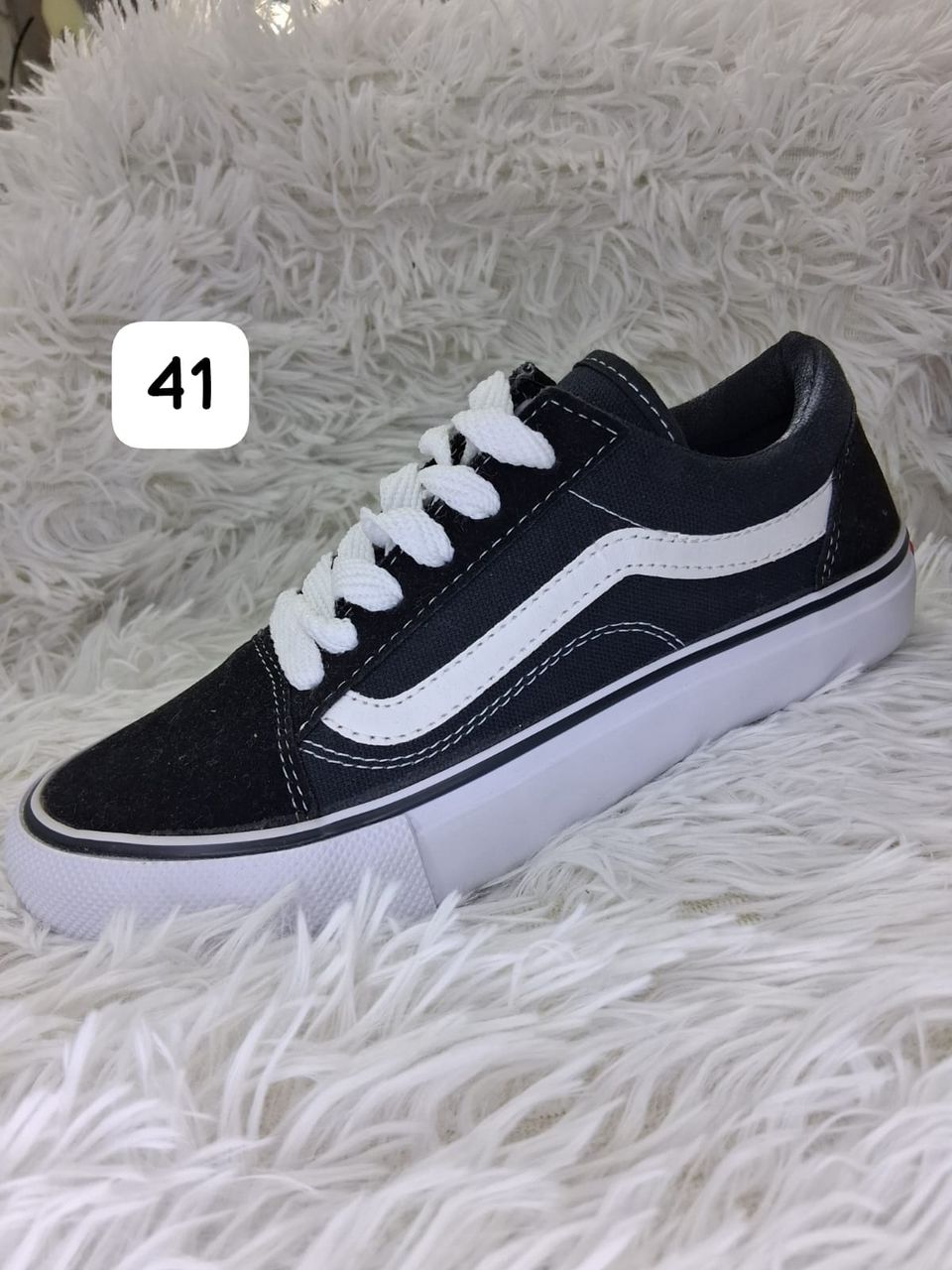 Zapatilla Vans Old Skool negra