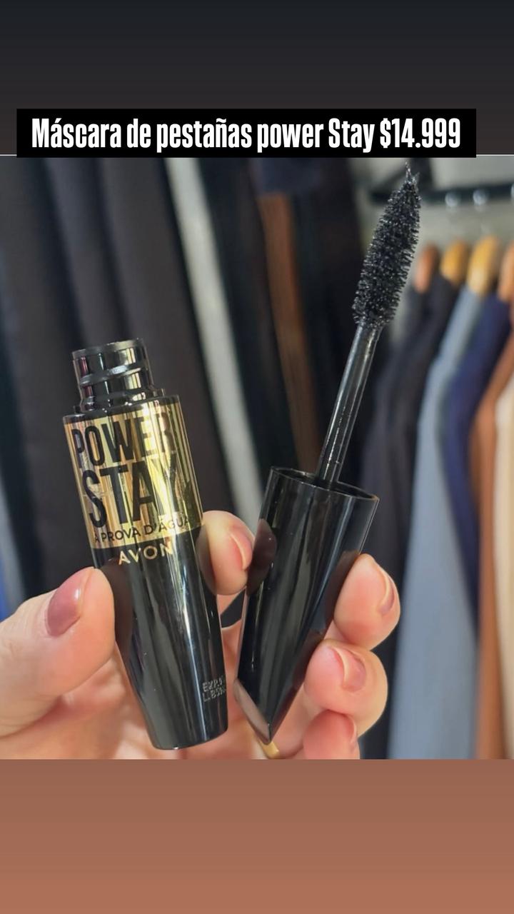 Máscara de pestañas Power Stay Avon