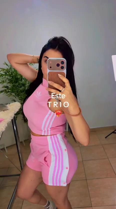 Conjunto deportivo rosa Adidas